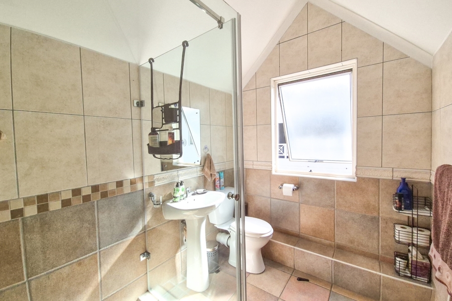 2 Bedroom Property for Sale in Rosendal Western Cape
